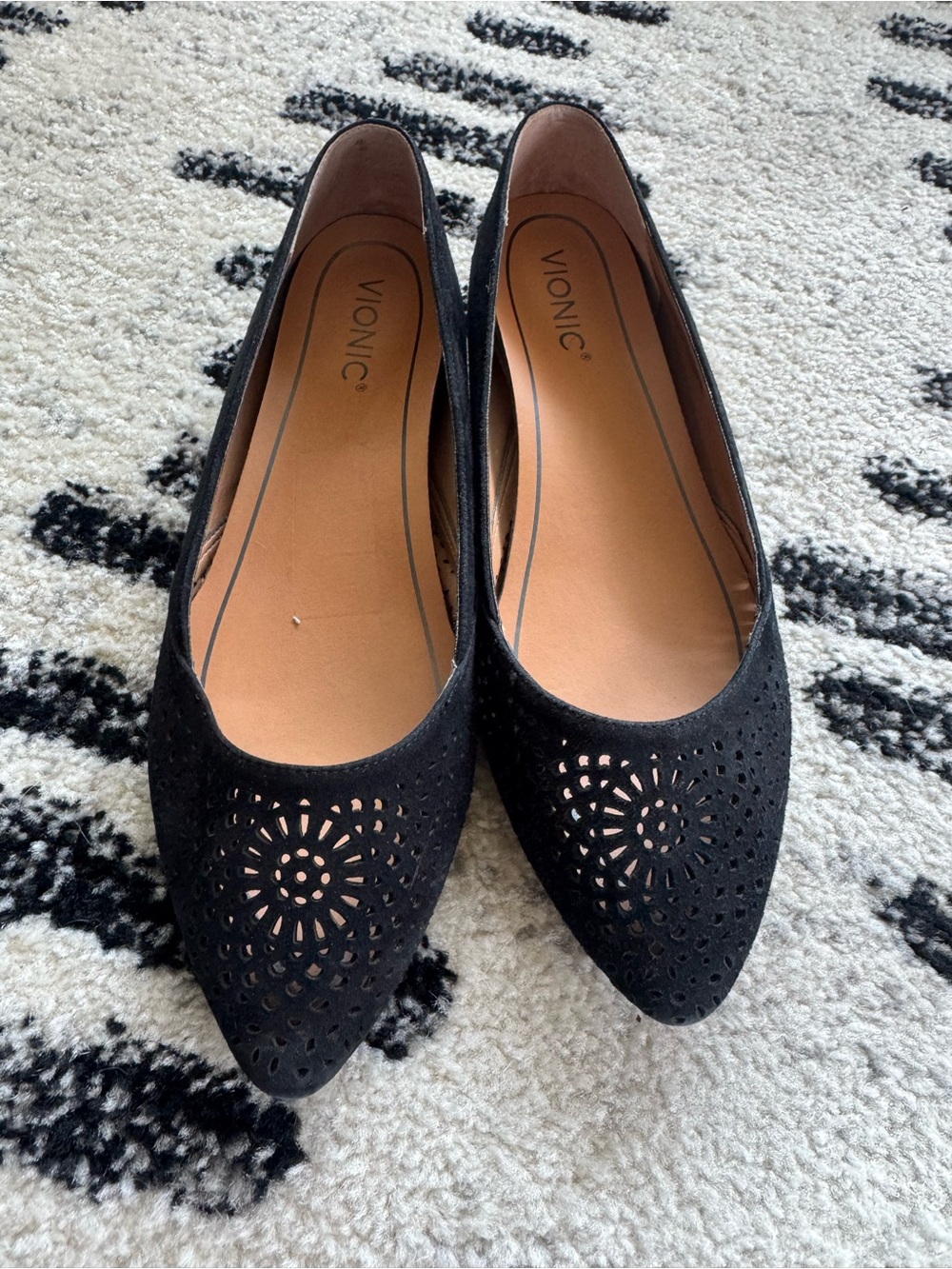Vionic Black Perforated Pointed-Toe Flats